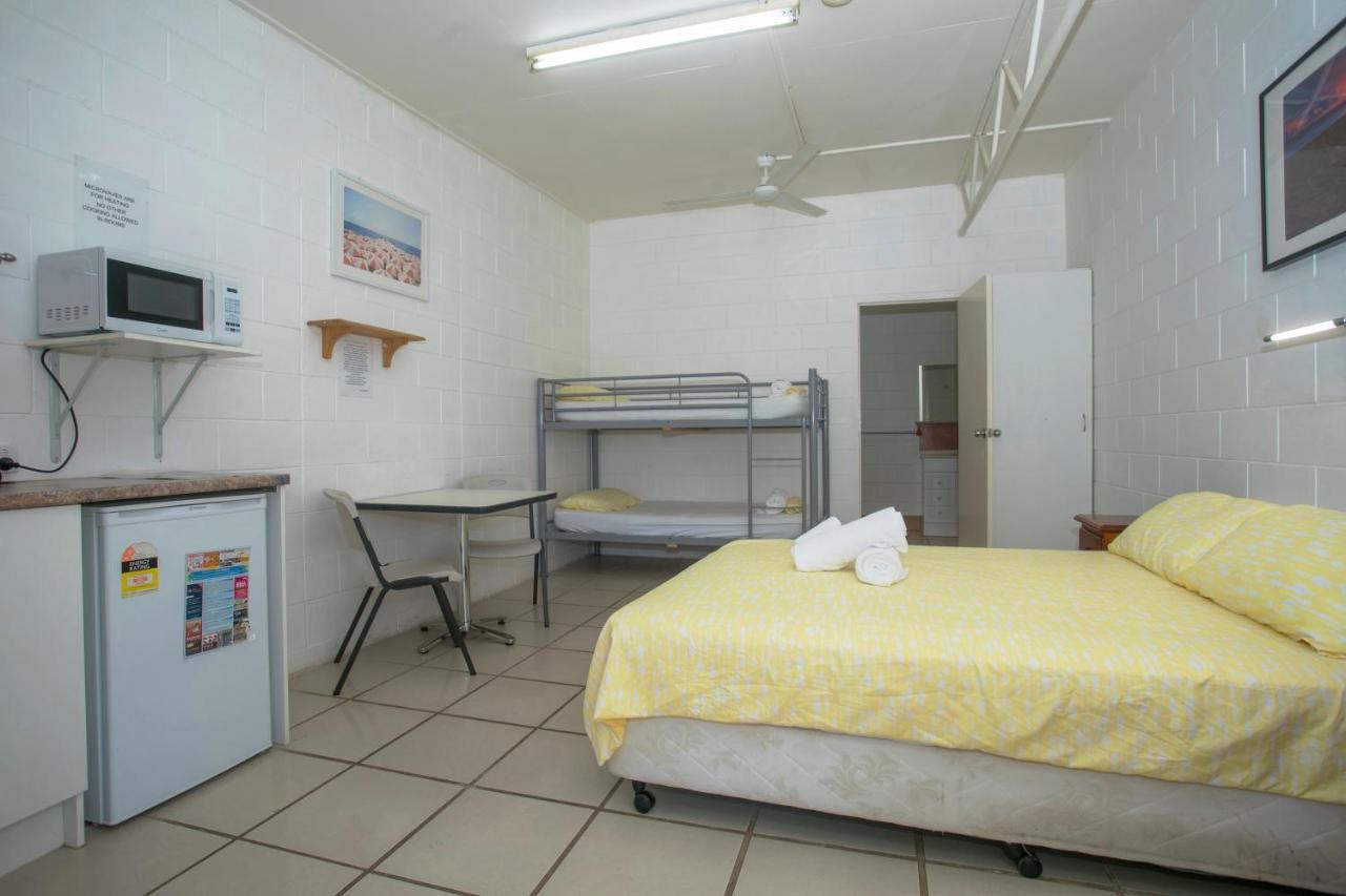Bundaberg Park Village Esterno foto