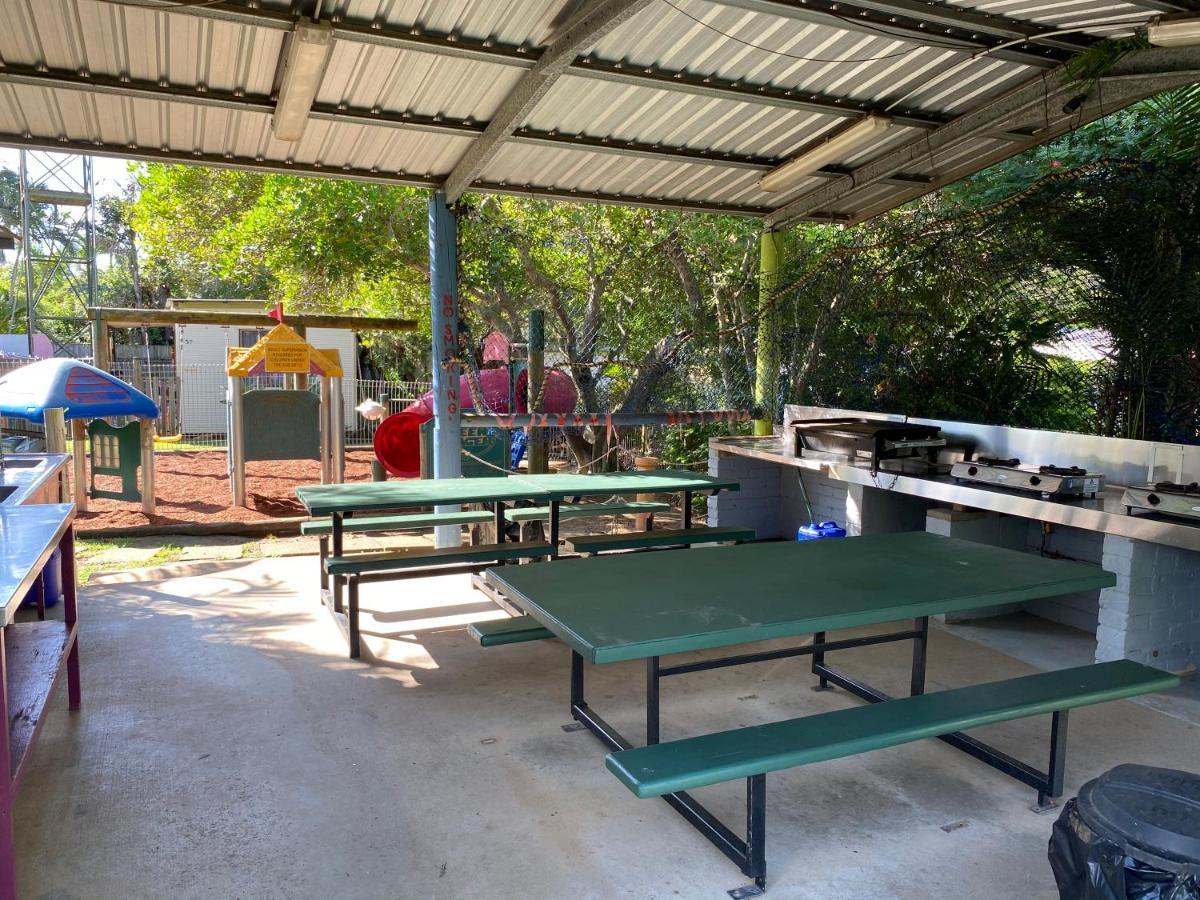 Bundaberg Park Village Esterno foto